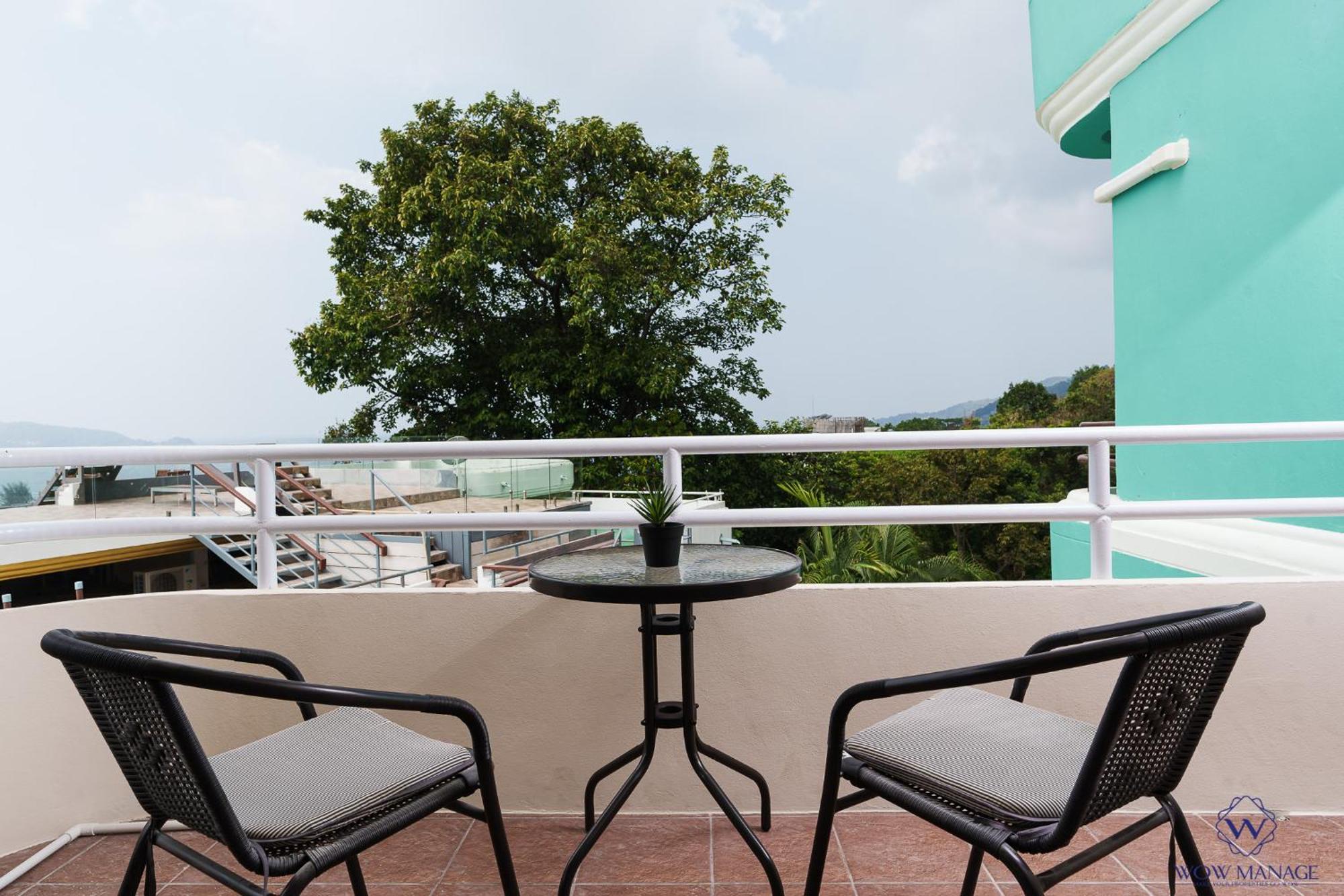 อพาร์ทเม้น Enjoy Sunset Rainbow Alley - Wow Townhouse At Hill Patong